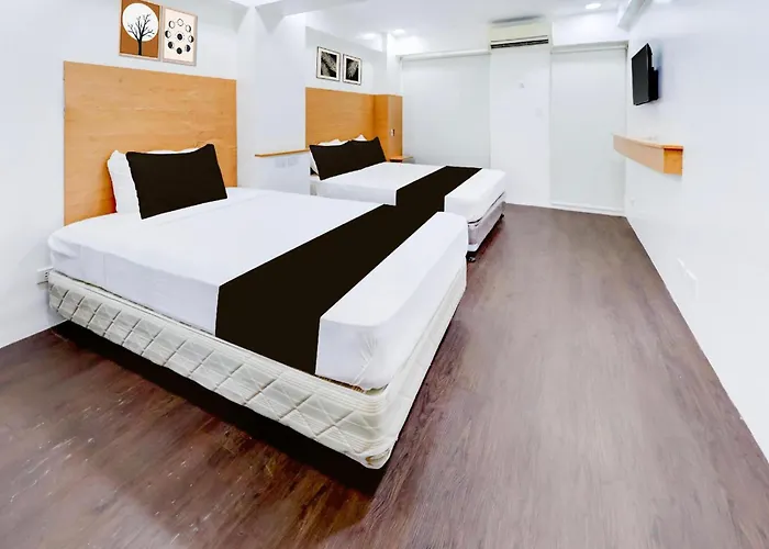 Townhouse Oak Brblock Boutique & Residences, Kalayaan Avenue, Near Ayala Mall, Poblacion, Makati,